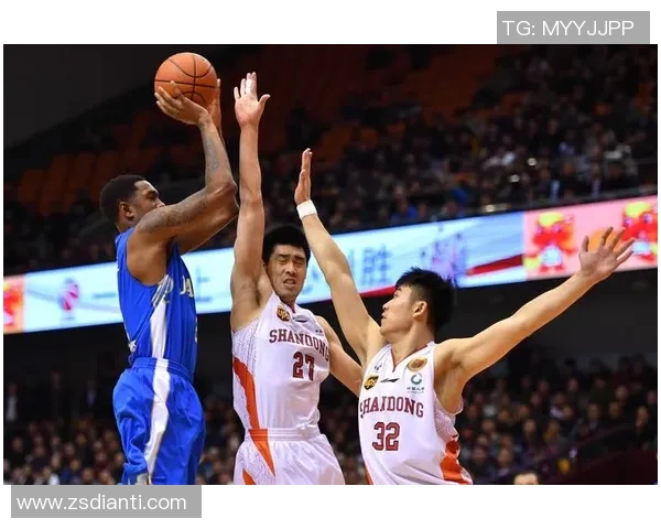 2018年CBA精彩对决山东队与八一队巅峰之战回顾与分析